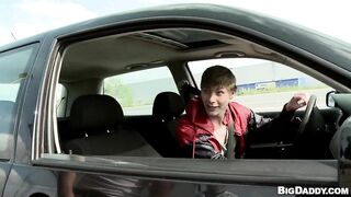 Hitchhiking For Outdoor Anal Sex From Dudes!